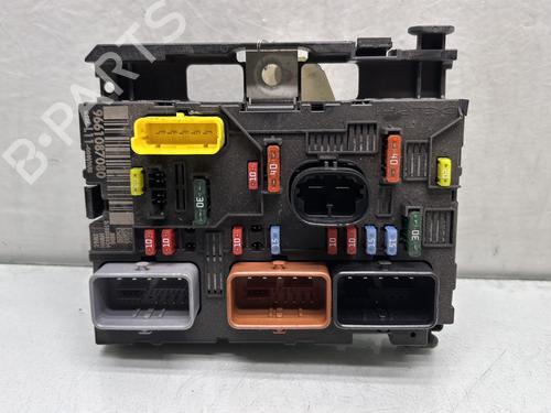 Used Fuse box PEUGEOT 307 (3A/C) 1.6 16V (109 hp) 29841546