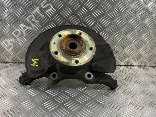 Used Left front steering knuckle VOLVO 850 (854) 2.5 TDI (140 hp) 19977946