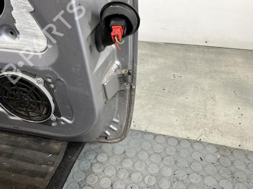 Left front door PEUGEOT 106 II (1A_, 1C_) 1.1 i | BP29841762C2