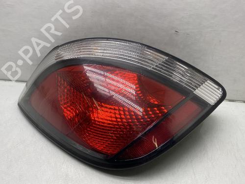Used Left taillight KIA RIO II (JB) 1.4 16V (97 hp) 21197143