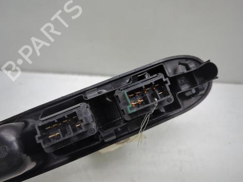 Used Left front window switch Left front window switch PEUGEOT 307 (3A/C) 2.0 HDi 110 (107 hp) 26212428 26212428