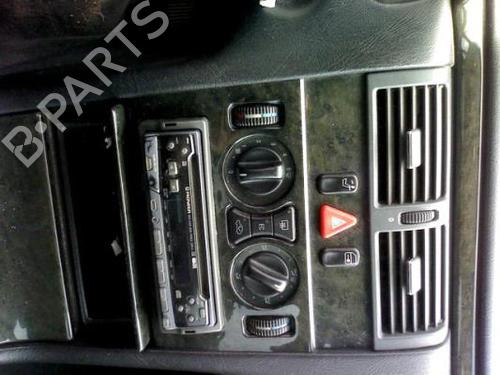 Grille MERCEDES-BENZ E-CLASS (W210)  | BP19987348C40 