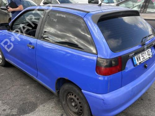 Right front indicator SEAT CORDOBA Vario (6K5) 1.9 SDI | BP20184659C33 