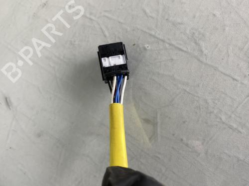 Right mirror RENAULT CAPTUR I (J5_, H5_) 1.5 dCi 90 (J5N4, J5M5, J5MW, J5M6, J5AL, J5AJ) | BP19972226C27 