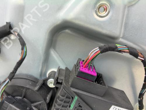 Used Front right window mechanism Front right window mechanism SKODA FABIA I (6Y2) 1.2 (64 hp) 40439287 40439287