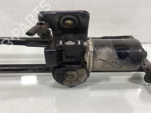Used Front wiper motor KIA SPORTAGE II (JE_, KM_) 2.0 CRDi (113 hp) 19953563