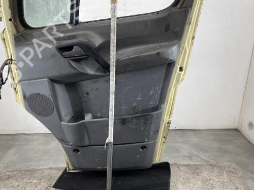 Right front door VW CRAFTER 30-50 Van (2E_) 2.5 TDI | BP21802514C3 