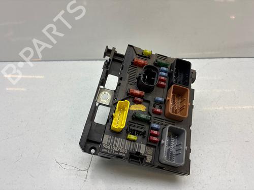Fuse box PEUGEOT 307 Break (3E) 1.6 HDi 110 | BP34477504E1 - Image 3