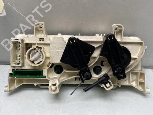 Used Climate control Climate control 31205897 31205897