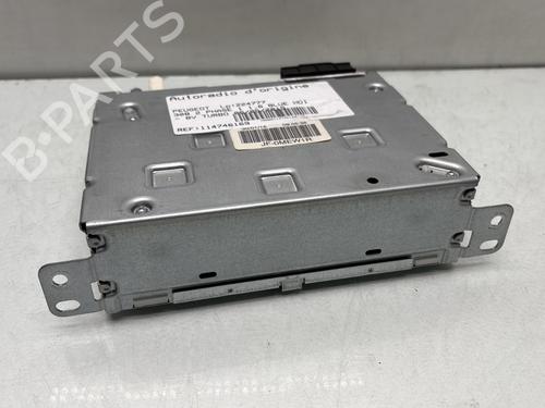 Used Radio PEUGEOT 308 II (LB_, LP_, LW_, LH_, L3_) 1.6 BlueHDi 120 (120 hp) 30080314