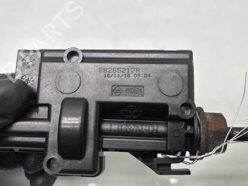 Used Fuel door actuator Fuel door actuator RENAULT CLIO IV Grandtour (KH_) 1.5 dCi 90 (KHN3, KHN4) (90 hp) 24585224 24585224