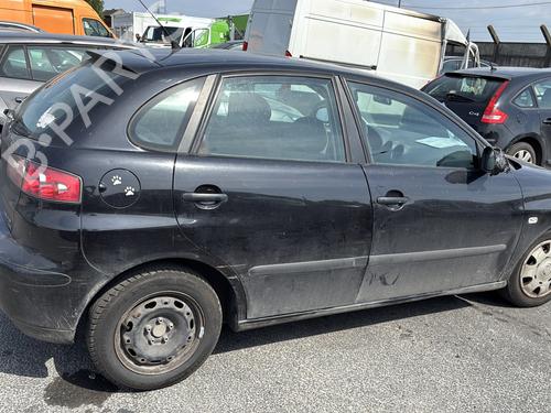 Right taillight SEAT IBIZA III (6L1) 1.9 SDI | BP29039400C35 