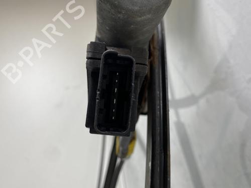Used Front left window mechanism Front left window mechanism RENAULT LAGUNA II (BG0/1_) [2001-2007] 39179700 39179700
