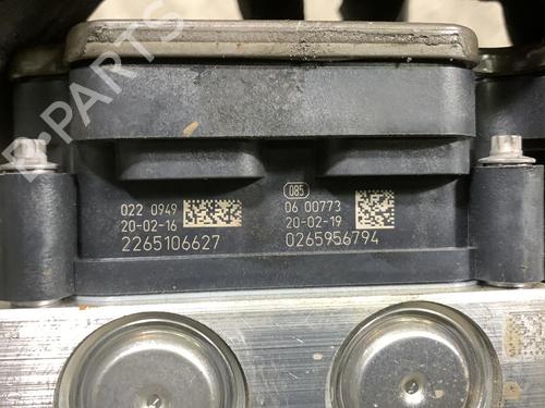 ABS pump RENAULT CLIO V (B7_) 1.5 Blue dCi 85 (B7AG) | BP19972730M43 