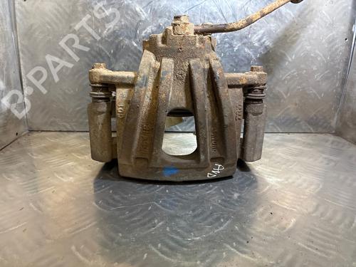 Used Right front brake caliper Right front brake caliper 37075955 37075955