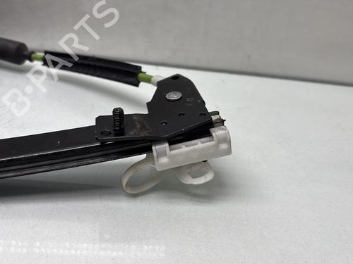Used Front left window mechanism Front left window mechanism ALFA ROMEO 147 (937_) 1.6 16V T.SPARK ECO (937.AXA1A, 937.BXA1A) (105 hp) 31834372 31834372