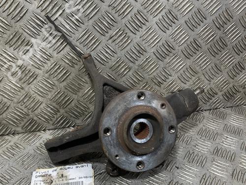 Used Left front steering knuckle Left front steering knuckle CITROËN C4 I (LC_) 1.6 HDi (109 hp) 32725162 32725162