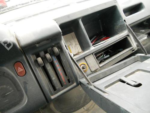 Used Parts RENAULT TRAFIC Van (T_, P_, V_) 2.1 D 1807086