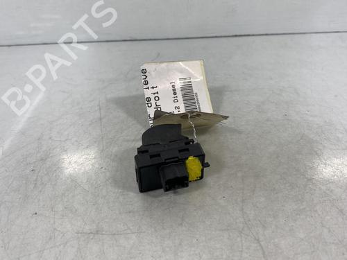 Used Right front window switch Right front window switch PEUGEOT BOXER Van 2.2 HDi 100 (101 hp) 21956929 21956929
