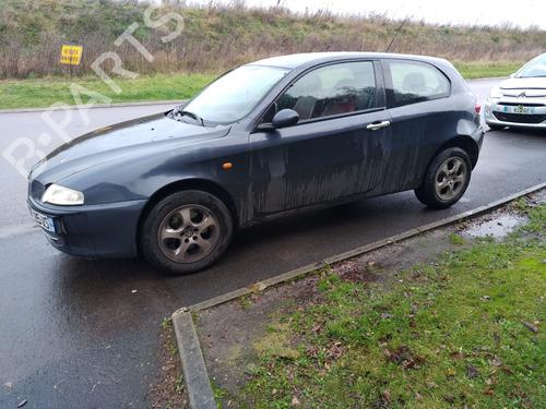Right front indicator ALFA ROMEO 147 (937_) 1.6 16V T.SPARK (937.AXA1A, 937.AXB1A, 937.BXB1A) | BP36364386C33  - Image 12