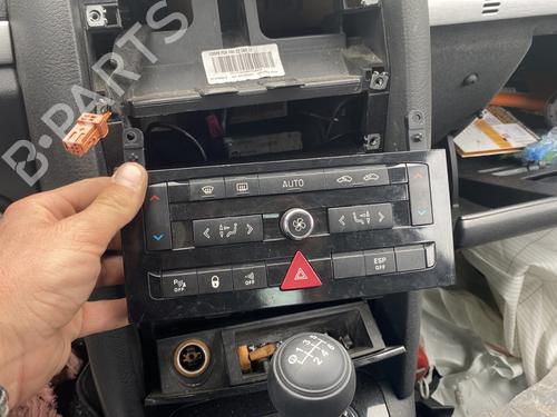 Fuse box PEUGEOT 407 Coupe (6C_) 2.0 HDi | BP29141796E1  - Image 23