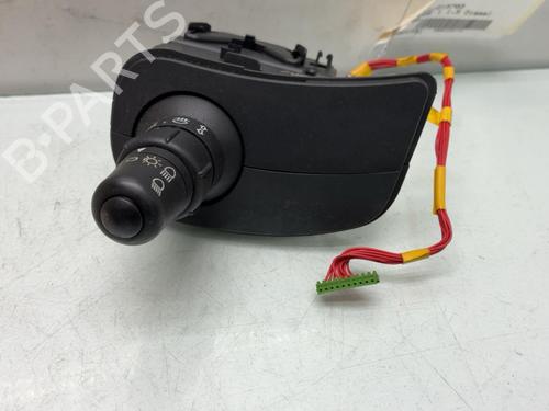 Used Switch Switch RENAULT CLIO III (BR0/1, CR0/1) 1.5 dCi (BR17, CR17) (86 hp) 40495246 40495246