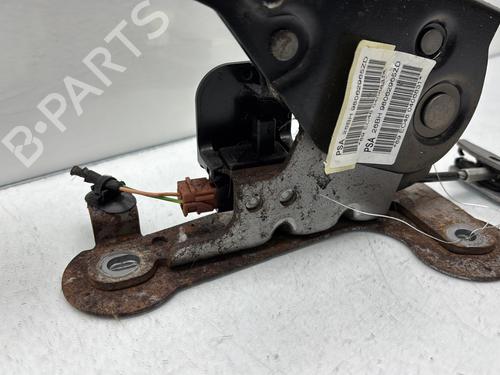 Hand brake PEUGEOT 208 I (CA_, CC_) 1.2 VTI 82 | BP28672703I18