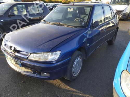 Used Parts PEUGEOT 306 Hatchback (7A, 7C, N3, N5) 1.4 (75 hp) 4373479