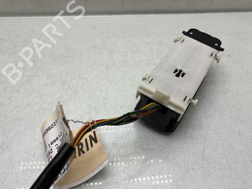 Left front window switch MERCEDES-BENZ C-CLASS T-Model (S203) C 200 CDI (203.207) | BP33609668I27 - Image 3