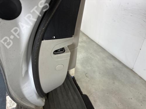 Used Left rear door Left rear door 39618077 39618077