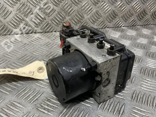 abs-pump-vw-polo-iv-9n_-9a_-2001-2002-2003-2004-2005-2006-2007-2008-2009-2010-2011-2012-2013-2014-32192499 main image