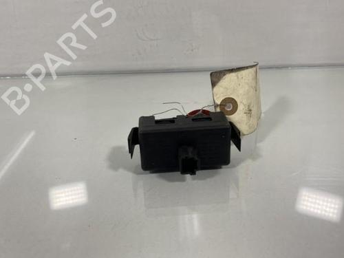Used Warning switch Warning switch RENAULT CLIO III (BR0/1, CR0/1) [2005-2014] 20005601 20005601