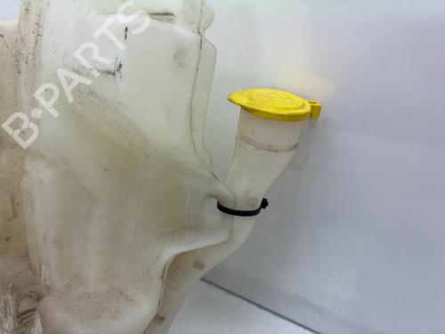 Used Windscreen washer tank Windscreen washer tank 39553392 39553392
