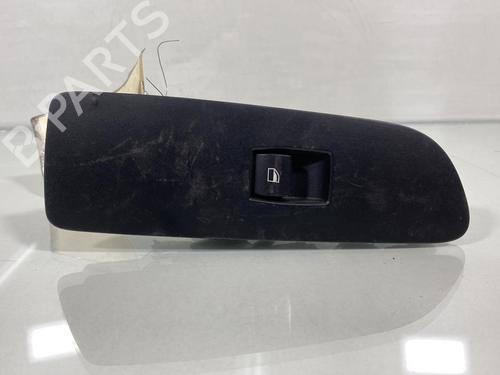 Used Right front window switch Right front window switch BMW 1 (E81) 118 d (136 hp) 19975869 19975869
