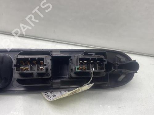 Used Left front window switch Left front window switch PEUGEOT 307 (3A/C) 1.6 HDi (90 hp) 19950651 19950651