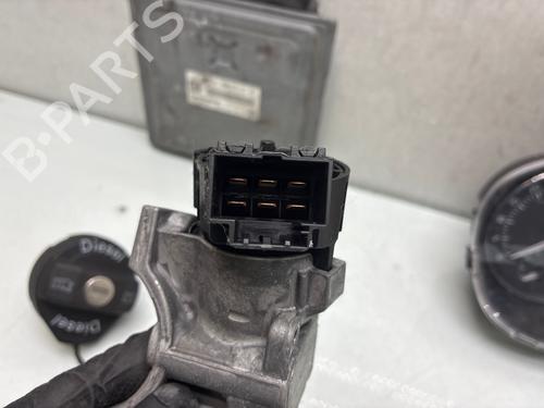Electronic module SKODA FABIA II (542) 1.6 TDI | BP39573220M83 - Image 8