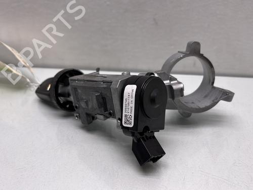 Used Ignition barrel CHEVROLET AVEO Saloon (T300) 1.3 D (75 hp) 31641189