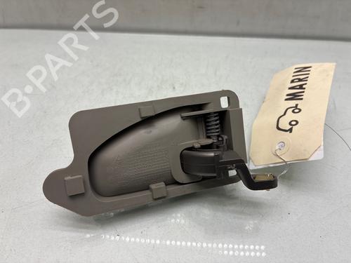 Used Front left interior door handle Front left interior door handle 37075776 37075776