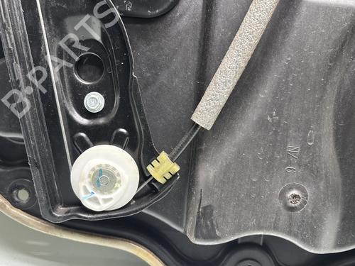 Rudehejsemekanisme Højre foran JEEP CHEROKEE (KL) 2.2 CRD 4x4 | BP29611870C23 