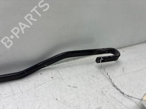 Used Front windshield wiper arm Front windshield wiper arm 36891732 36891732