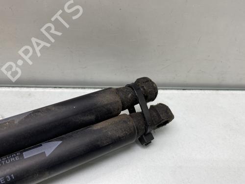 tailgate-lift-support-toyota-yaris-_p9_-2005-2006-2007-2008-2009-2010-2011-2012-2013-2014-26653414 main image