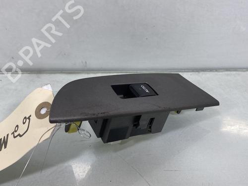 Used Right rear window switch LEXUS IS II (_E2_) 220d (ALE20) (177 hp) 29574636