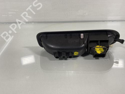 Used Right front window switch RENAULT CLIO III (BR0/1, CR0/1) 1.5 dCi (C/BR0G, C/BR1G) (68 hp) 19976493
