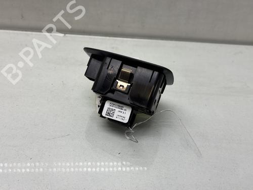 right-front-window-switch-renault-clio-v-b7_-2019-33830522 main image
