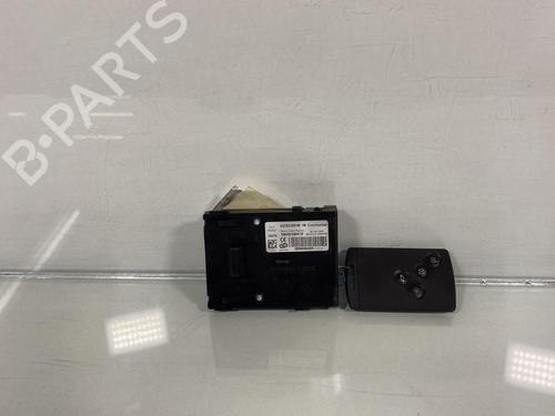 Used Card reader RENAULT SCÉNIC III (JZ0/1_) 1.9 dCi (JZ0J, JZ1J, JZ1K, JZ1S) (131 hp) 20033305