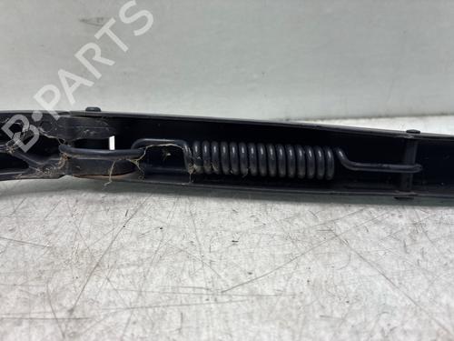 front-windshield-wiper-arm-honda-jazz-iv-gk_-2013-39091123 main image