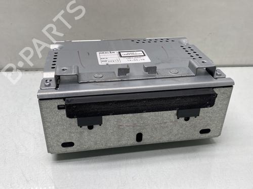 Used Radio FORD FIESTA VI (CB1, CCN) 1.4 TDCi (70 hp) 31189560