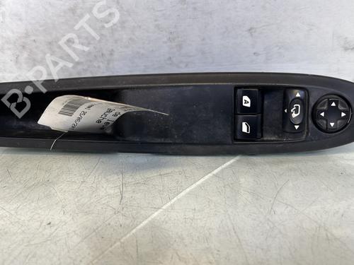 Used Left front window switch Left front window switch DS DS 3 (SA_) [2015-2019] 33874838 33874838