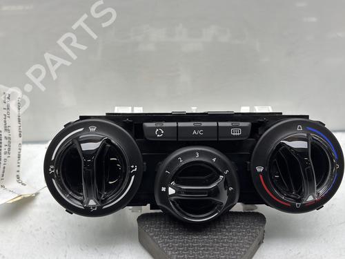 Airco bedieningspaneel PEUGEOT 208 I (CA_, CC_) 1.5 BlueHDI 100 (102 hp) 30791508