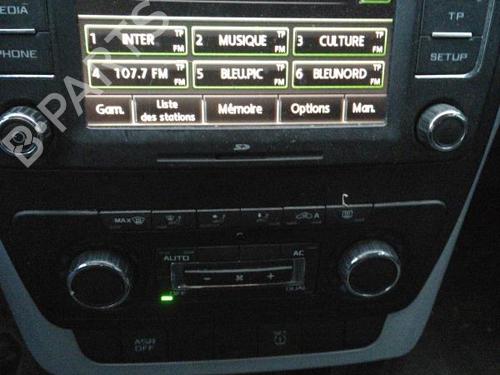 Rear right quarter glass SKODA YETI (5L) 1.2 TSI | BP29968423C92